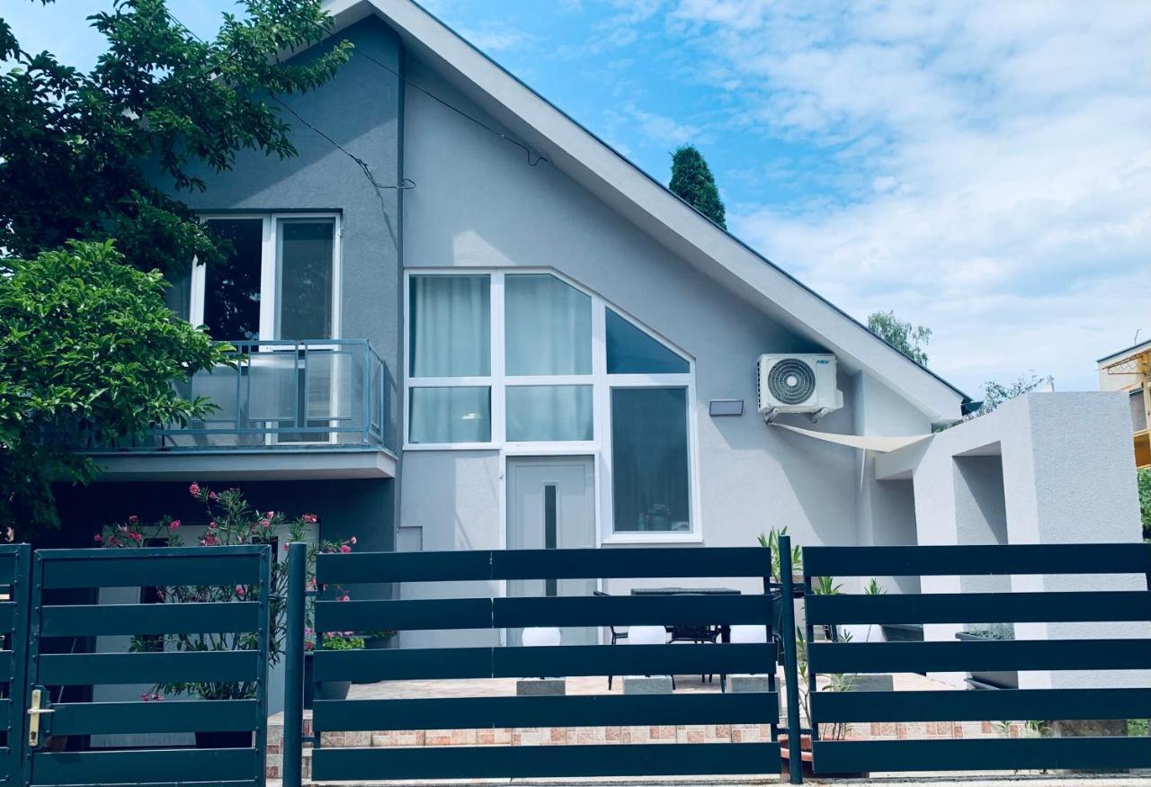 Hajdúszoboszló Cornflower Apartment מראה חיצוני תמונה